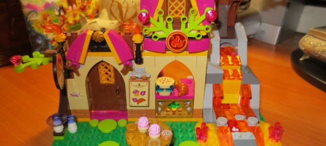 Даша, конструктор LEGO Elves: Волшебная пекарня Азари
